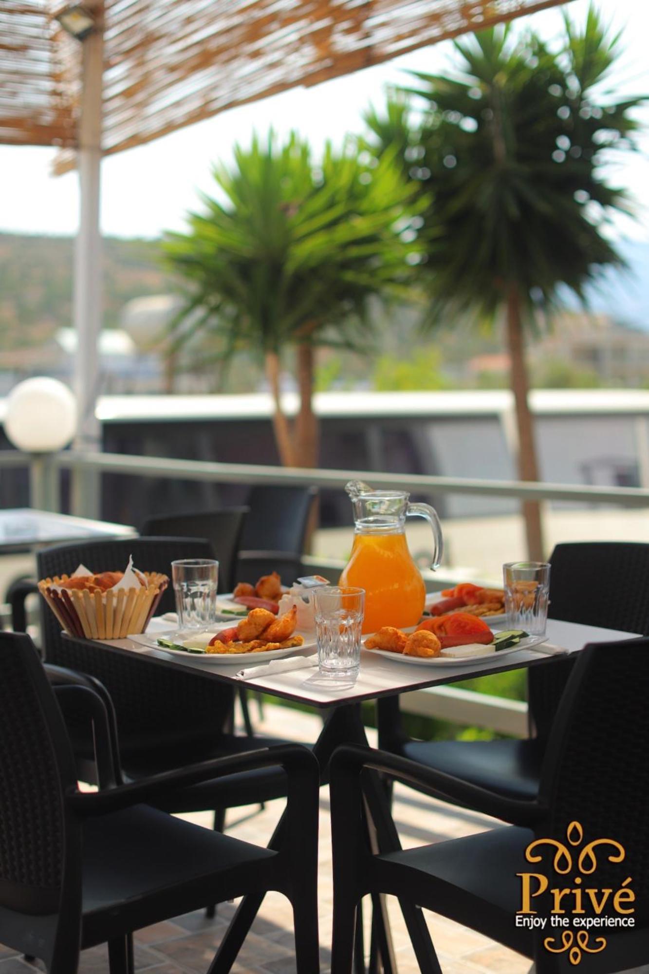 Prive Hotel And Apartment Ksamil Bagian luar foto