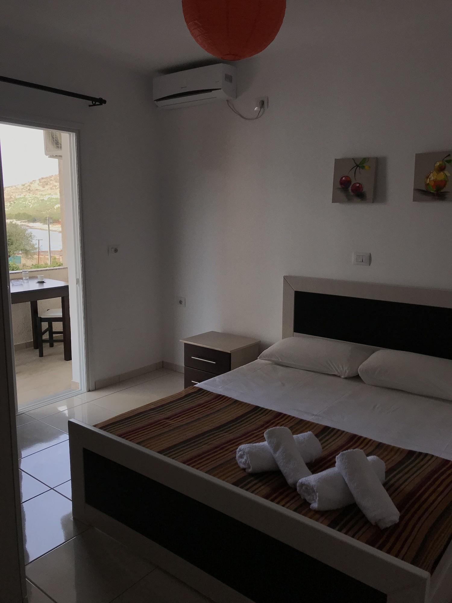 Prive Hotel And Apartment Ksamil Bagian luar foto