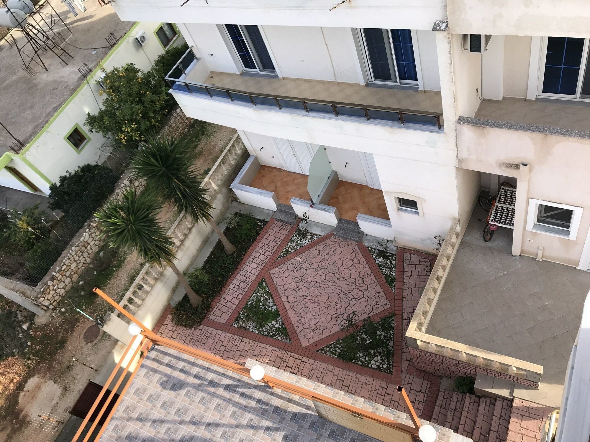 Prive Hotel And Apartment Ksamil Bagian luar foto
